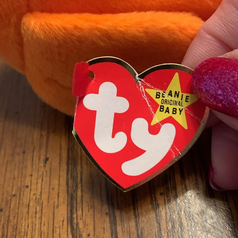 Ty Beanie Baby, Goldie, DOB 11-14-1994